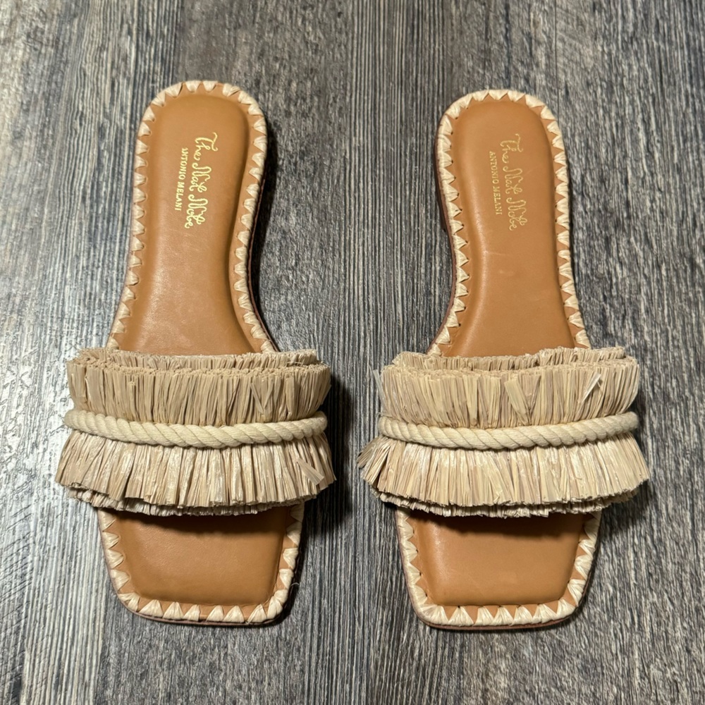 ANTONIO MELANI x The Nat Note Madruga Braided Raffia Flat Sandals